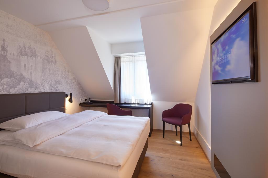 Hotel Gasthof Zum Ochsen Arlesheim Exterior photo